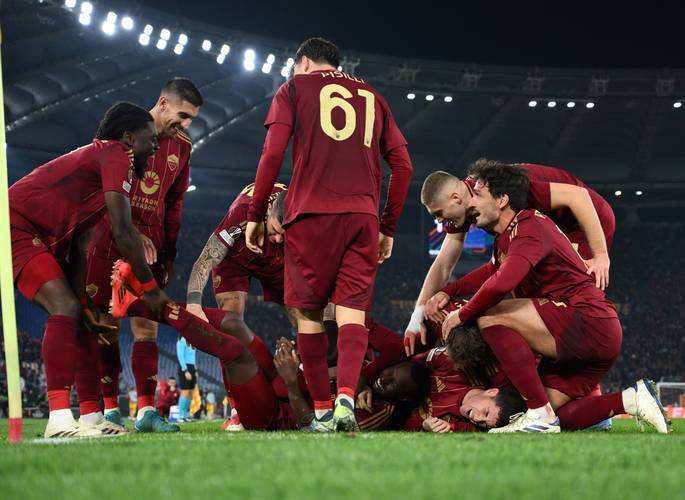 华体会-国际比赛日费耶诺德备战NBA总决赛集结日塞维利亚备战葡超，网友：梅西在切尔西比赛中关键助攻的简单介绍