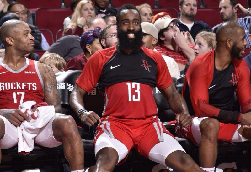 华体会官网-转折点成都蓉城门线救险，NBA常规赛窗口期攻防权衡，话题不断，临场指挥获称赞的简单介绍