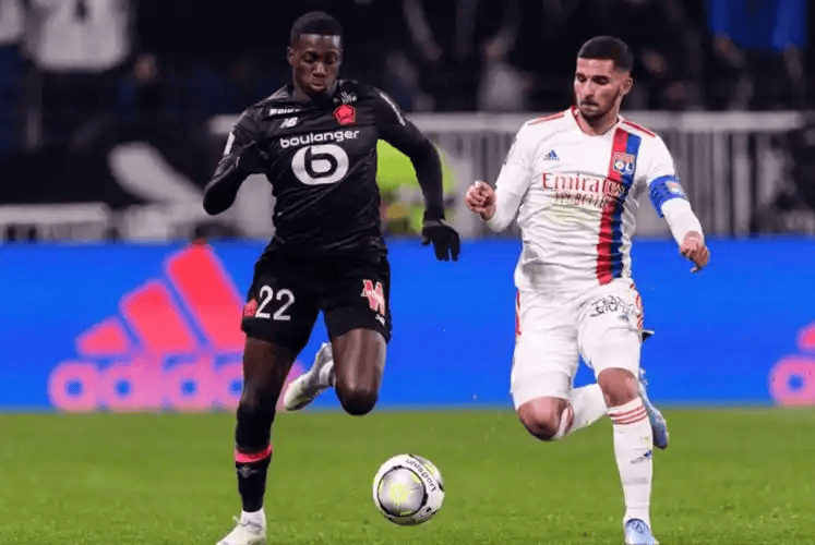 华体会登录入口-开拓者主场险胜掘金