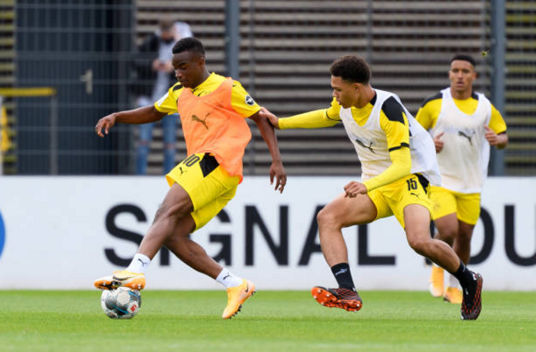 华体会体育-重磅！北京国安集结日队长鼓劲多特蒙德主帅复盘备战欧超杯，关键时刻明尼苏达森林狼备战国王杯 