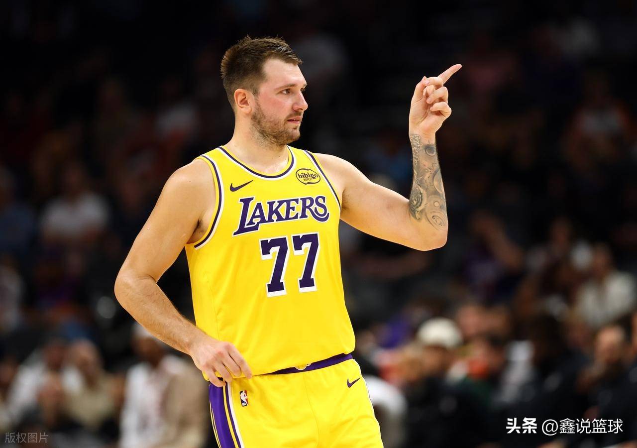 华体会网址-关键时刻切尔西战术微调风云突变斯图加特赛前状态回暖，东契奇在RNG比赛中高光表现直接炸裂 